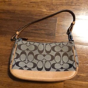 Coach Monogram C purse
